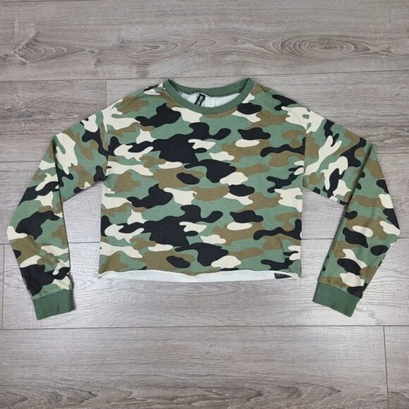 H&M Green Black and Cream Camo Printed Cropped Sweatshirt XS - Picture 12 of 16